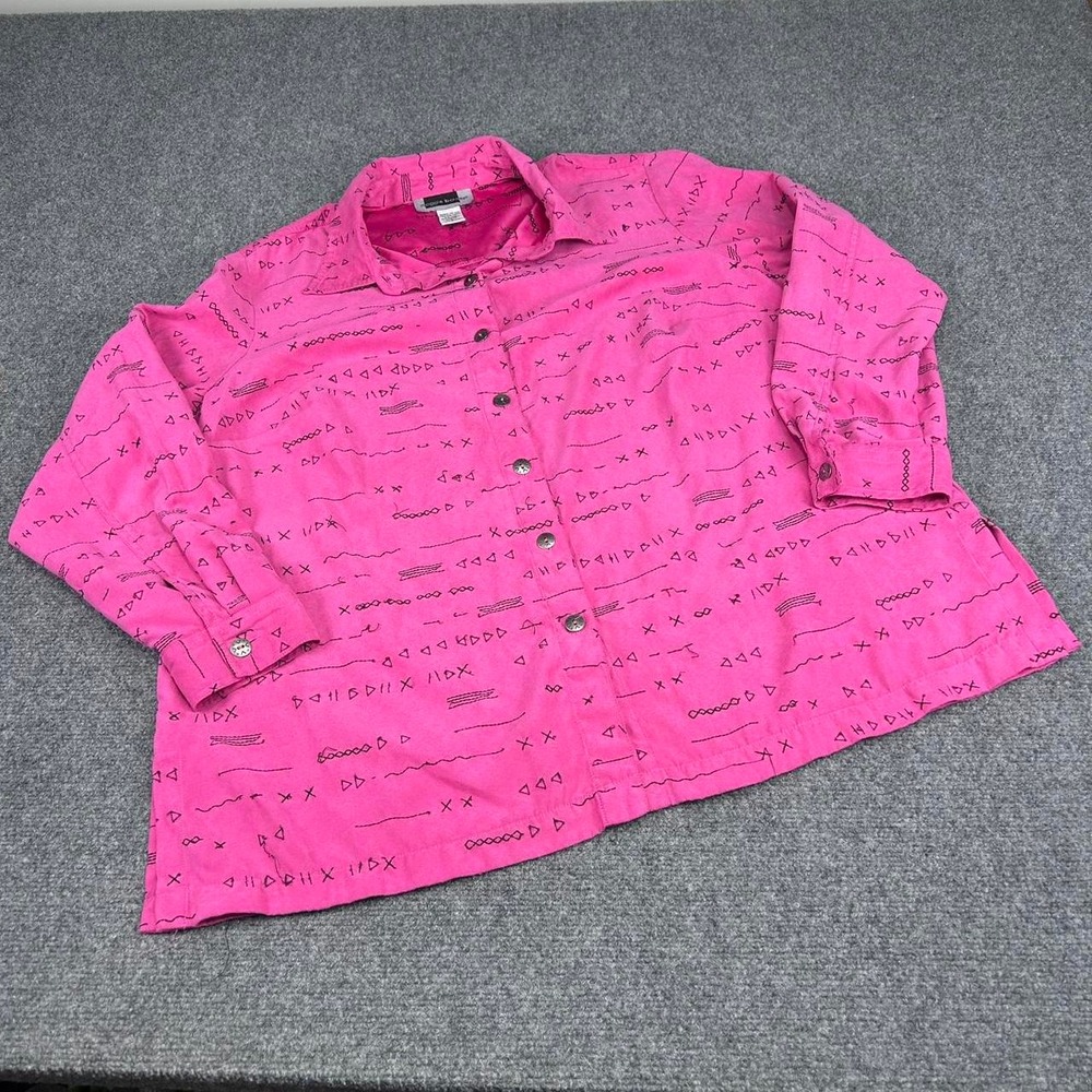 Maggie Barnes pink soft button up shirt Size: 18